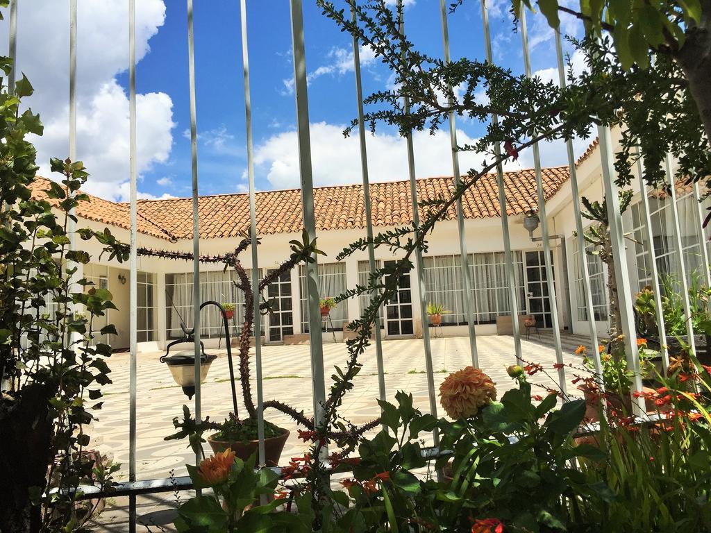Hotel De Turistas La Villa Sicuani Exteriör bild